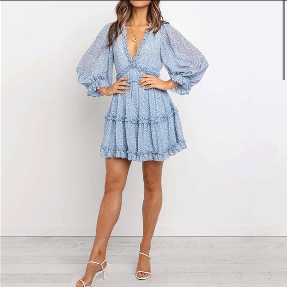 VVu V-Neck Lantern Sleeve Ruffled Backless Dress - Picture 2 of 2